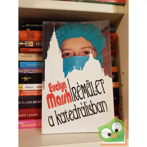 Evelyn Marsh: Rémület a katedrálisban Vásárlói kedvenc