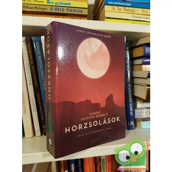 Expressz szállítás Robert Jackson Bennett: Horzsolások